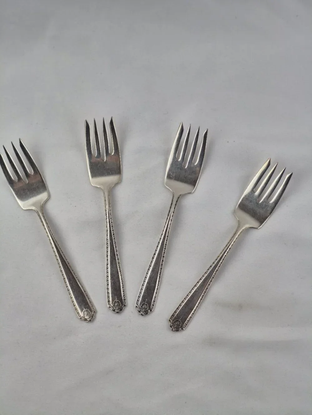 Luxor Plate Wallace Dorothy Q Silverplate Dessert Forks Set of 4